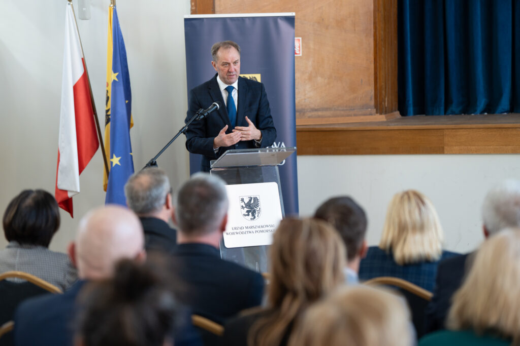 Więcej środków na wzbogacenie oferty edukacyjnej dla pomorskich uczniów